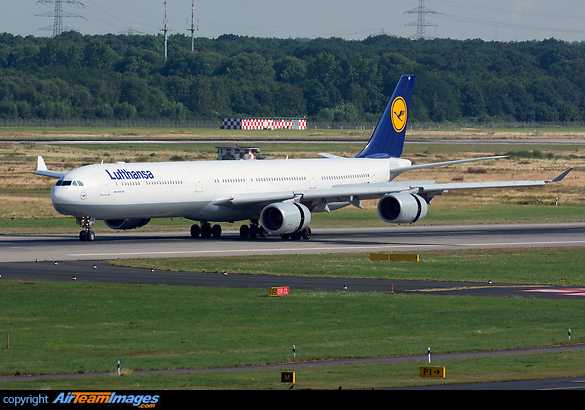 Airbus A340-642X Airbus A340-642X