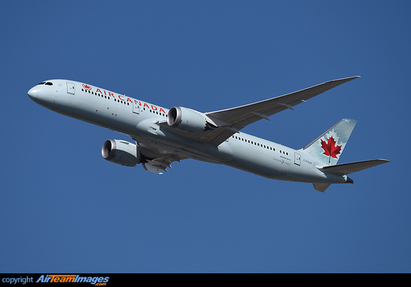 Boeing 787-9 Dreamliner Boeing 787-9 Dreamliner