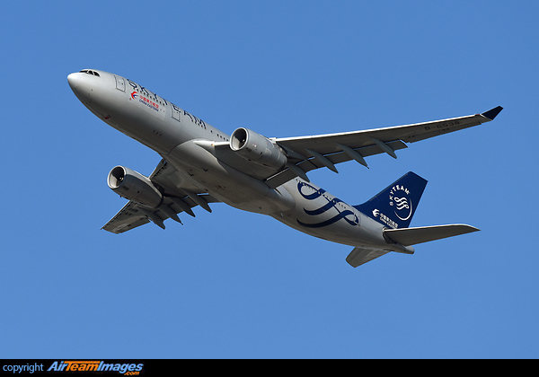 Airbus A330-243 Airbus A330-243