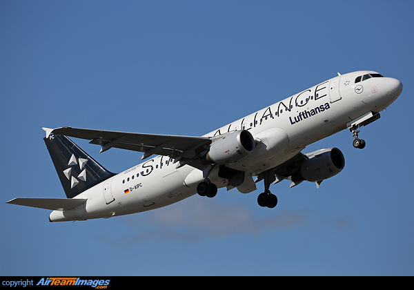 Airbus A320-211 Airbus A320-211