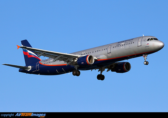 Airbus A321-211 Airbus A321-211