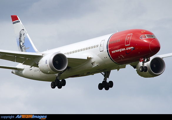 Boeing 787-8 Dreamliner Boeing 787-8 Dreamliner