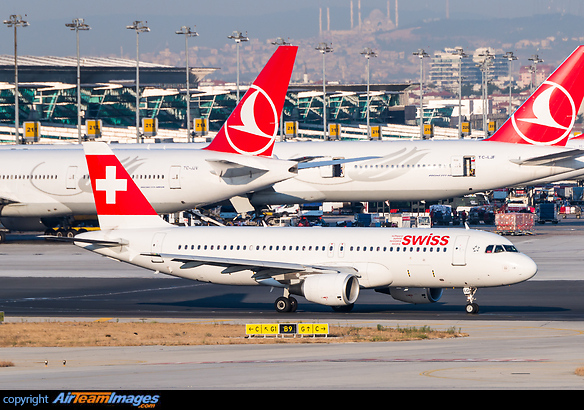 Airbus A320-214 Airbus A320-214