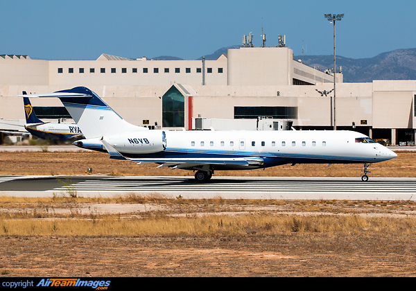 operating for Paramount Pictures Corp. Bombardier Global Express
