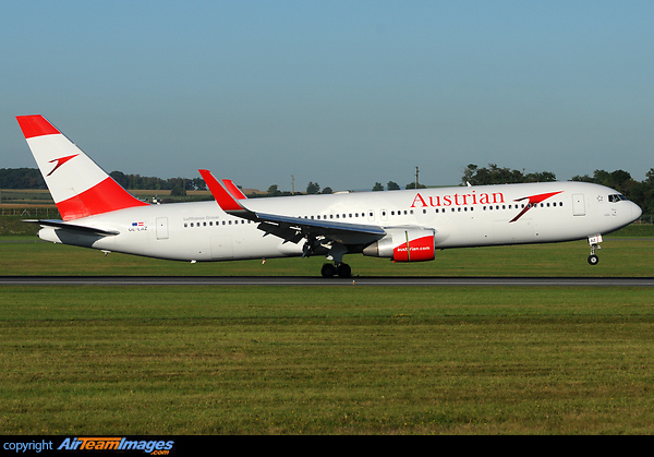 Boeing 767-3Z9/ER Boeing 767-3Z9/ER