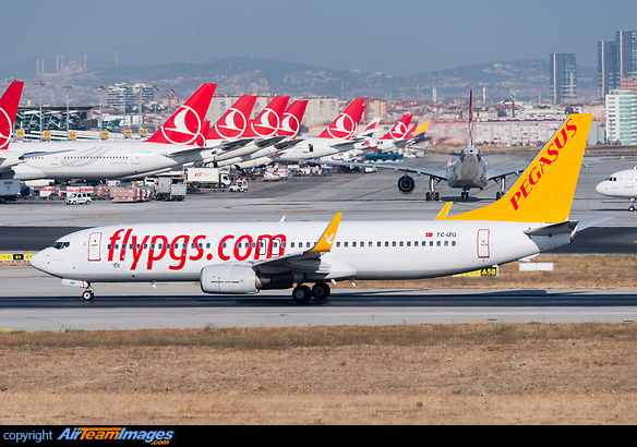 Boeing 737-8AS Boeing 737-8AS