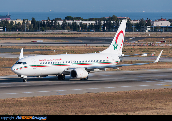 Boeing 737-8B6 Boeing 737-8B6