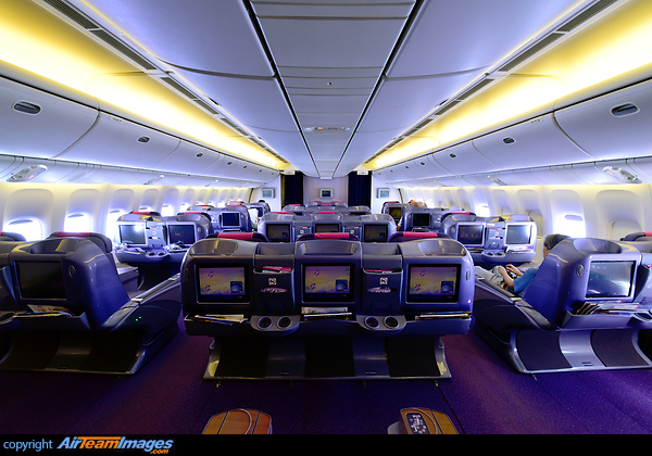 Boeing 777-3D7 Boeing 777-3D7