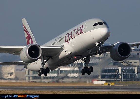 Boeing 787-8 Dreamliner Boeing 787-8 Dreamliner