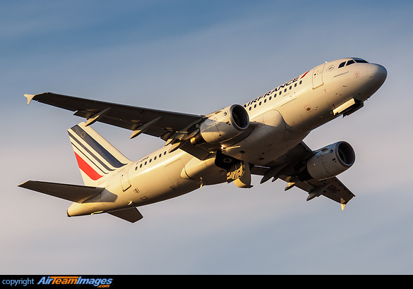 Airbus A319-111 Airbus A319-111