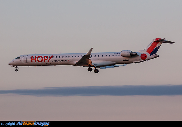Bombardier CRJ-1000 NextGen Bombardier CRJ-1000 NextGen
