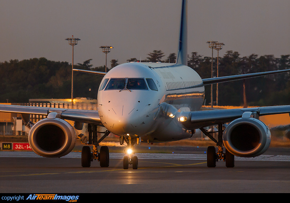 Embraer ERJ-195LR Embraer ERJ-195LR