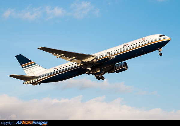 Boeing 767-35D/ER Boeing 767-35D/ER