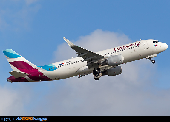 Airbus A320-214 Airbus A320-214