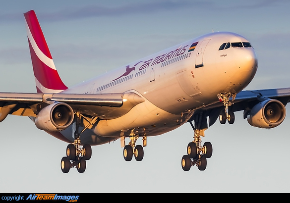 Airbus A340-312 Airbus A340-312