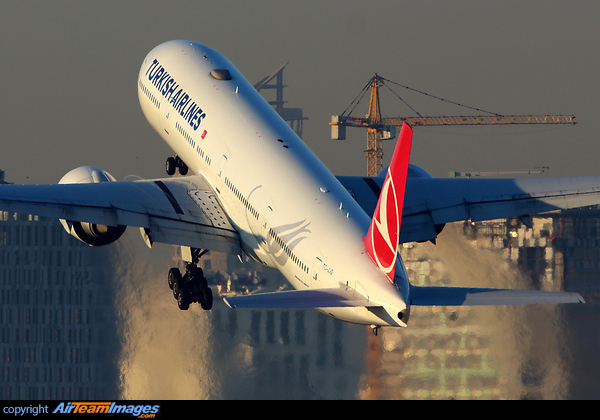 Boeing 777-3F2/ER Boeing 777-3F2/ER