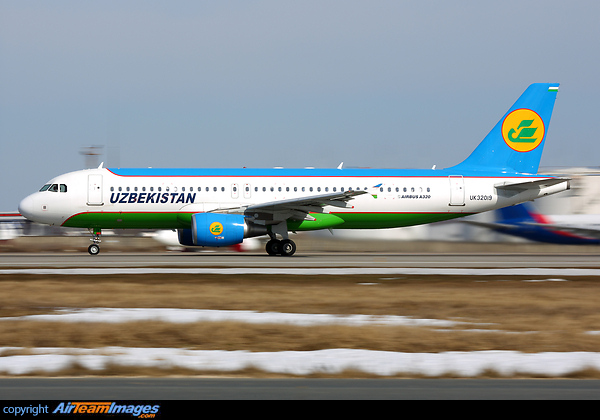 Airbus A320-214 Airbus A320-214