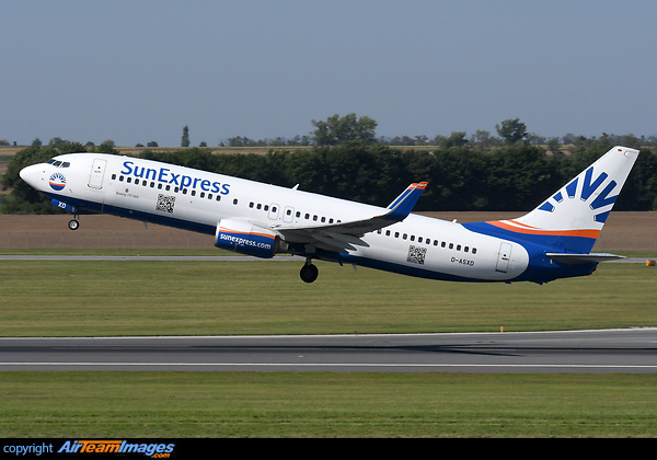 Boeing 737-8AS Boeing 737-8AS
