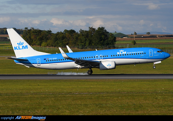 Boeing 737-8K2 Boeing 737-8K2