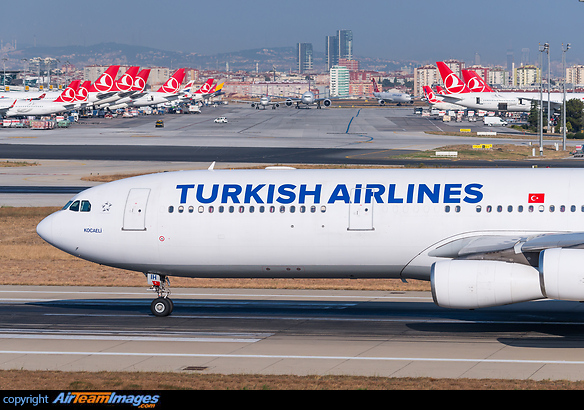 Airbus A340-313X Airbus A340-313X