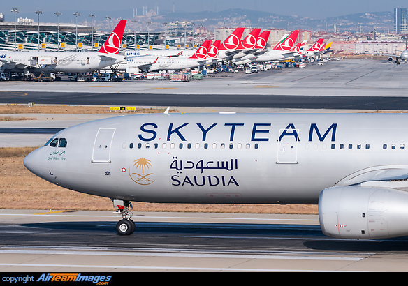 Airbus A330-343 Airbus A330-343