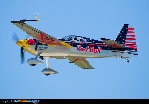 Kirby Chamblis aircraft Zivko Edge 540