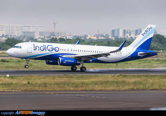 Airbus A320-232 Airbus A320-232