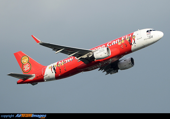 Airbus A320-216 Airbus A320-216
