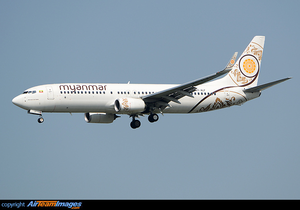 Boeing 737-86N Boeing 737-86N