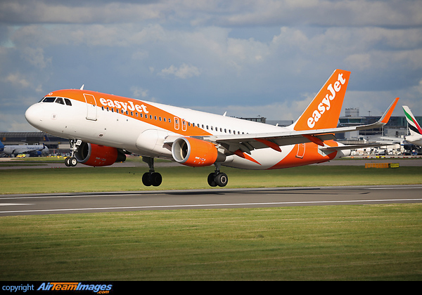 Airbus A320-214 Airbus A320-214