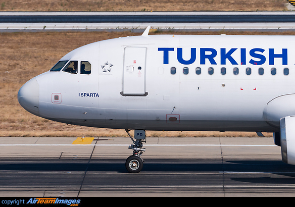 Airbus A320-232 Airbus A320-232