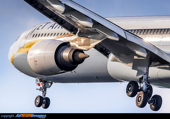 Airbus A330-302 Airbus A330-302