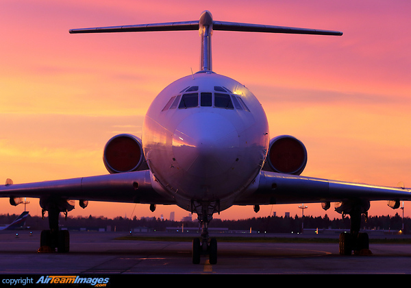 Tupolev Tu-154M Tupolev Tu-154M