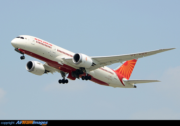 Boeing 787-8 Dreamliner Boeing 787-8 Dreamliner
