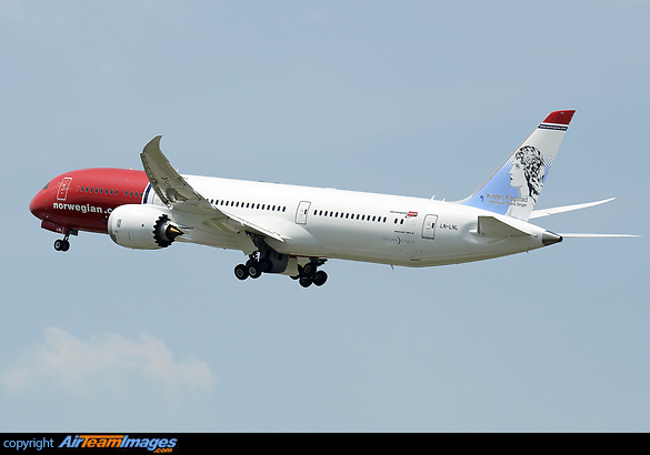 Boeing 787-9 Dreamliner Boeing 787-9 Dreamliner