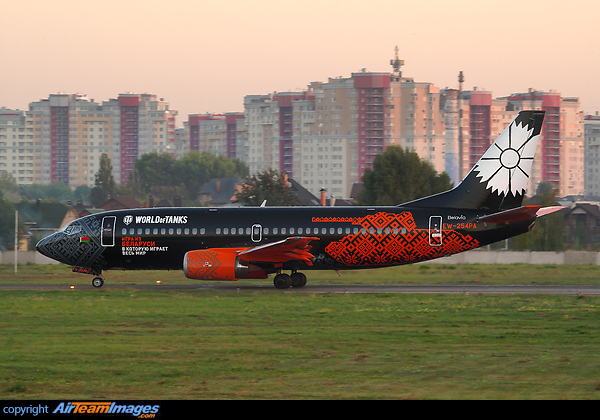 Boeing 737-3Q8 Boeing 737-3Q8