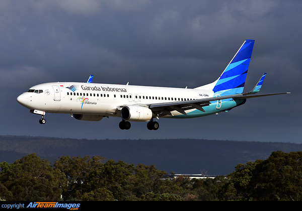 Boeing 737-8U3 Boeing 737-8U3