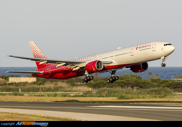 Boeing 777-312 Boeing 777-312