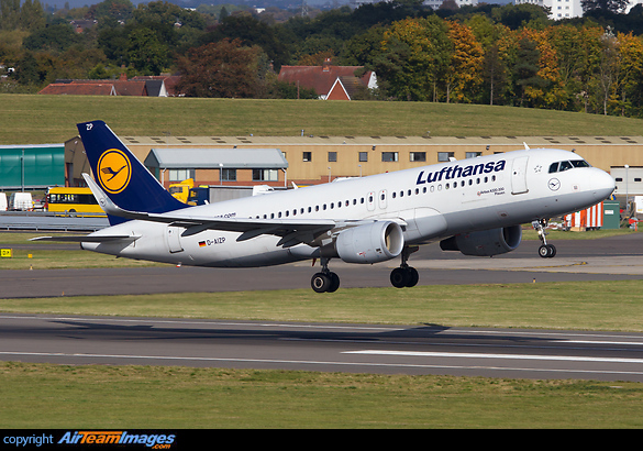 Airbus A320-214 Airbus A320-214