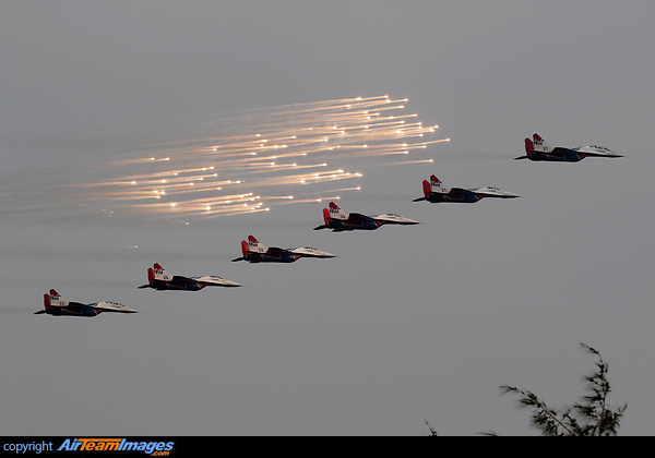 The Swifts DisplayTeam The Swifts DisplayTeam
