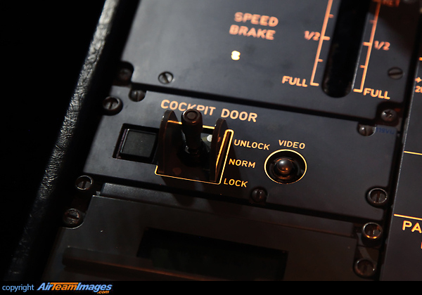 A320 Cockpit Door Lock A320 Cockpit Door Lock