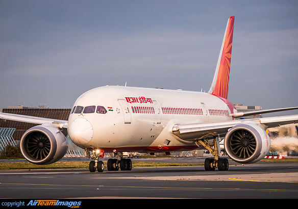 Boeing 787-8 Dreamliner Boeing 787-8 Dreamliner