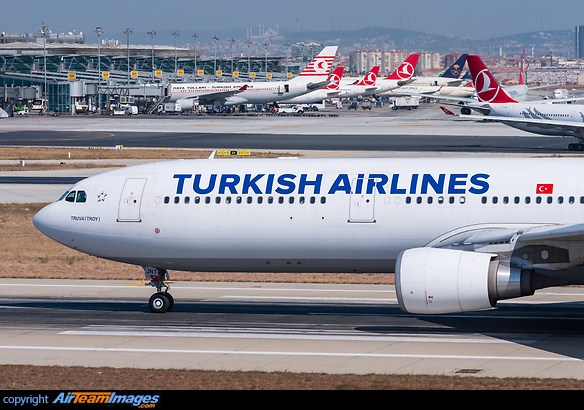 Airbus A330-303 Airbus A330-303
