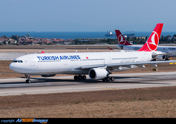 Airbus A330-303 Airbus A330-303