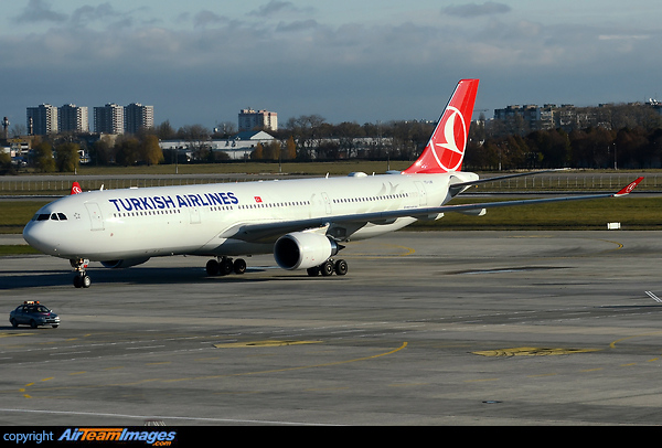 Airbus A330-303 Airbus A330-303