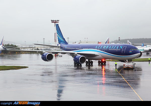 Airbus A340-542 Airbus A340-542