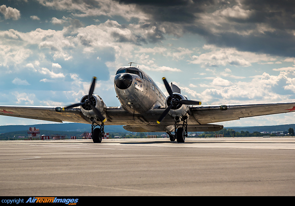 Douglas C-47A Skytrain (DC-3) Douglas C-47A Skytrain (DC-3)