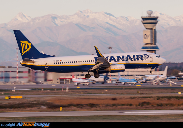 Boeing 737-8AS Boeing 737-8AS