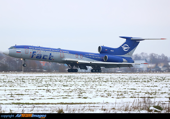 Tupolev Tu-154M Tupolev Tu-154M