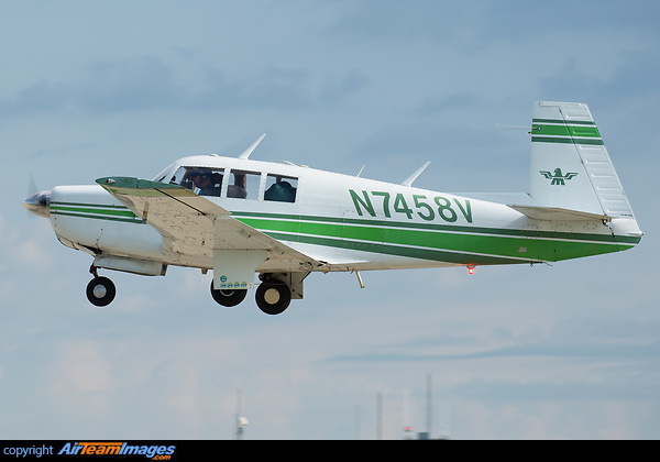 Mooney M-20F Executive Mooney M-20F Executive